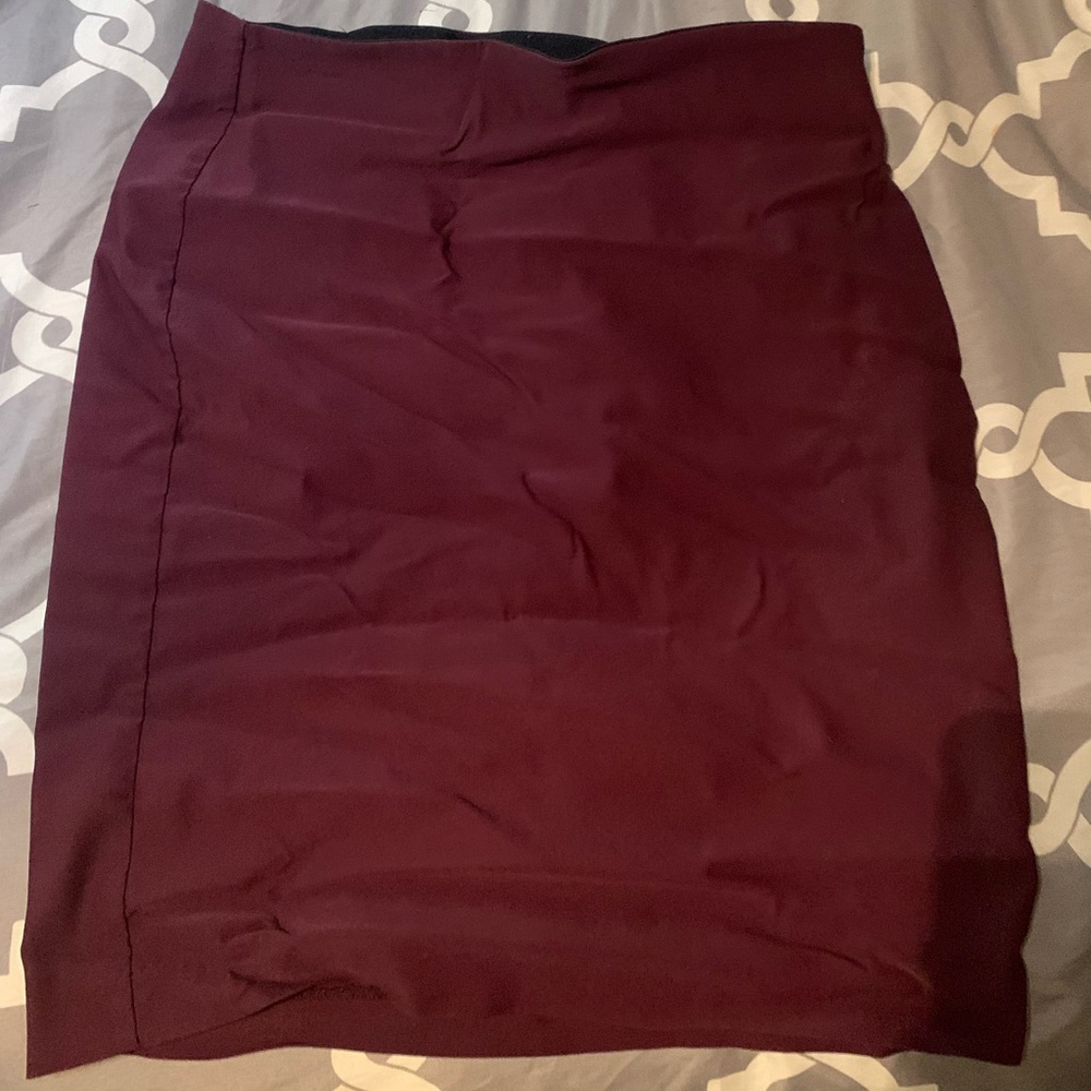 ELLE office style midi skirt